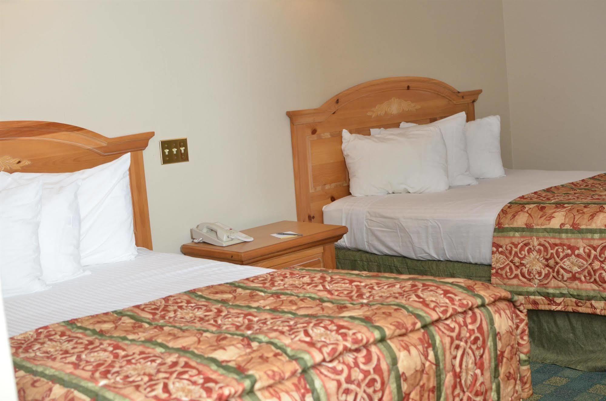 Hotel Oriskany Esterno foto